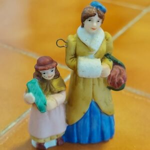 Town People Christmas Village Figurine